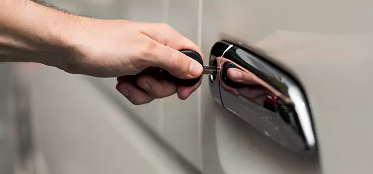 Why Choose Our Auto Locksmith Team in Milford, CT?